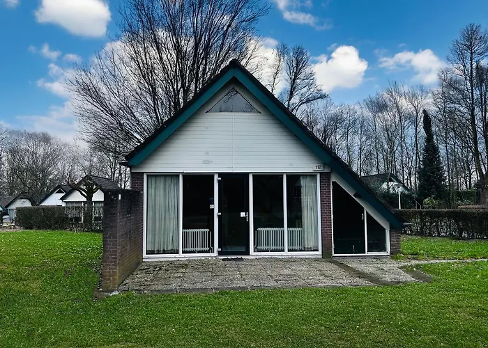 Дом отдыха Bungalowpark - Delta 112 Симпелвелд